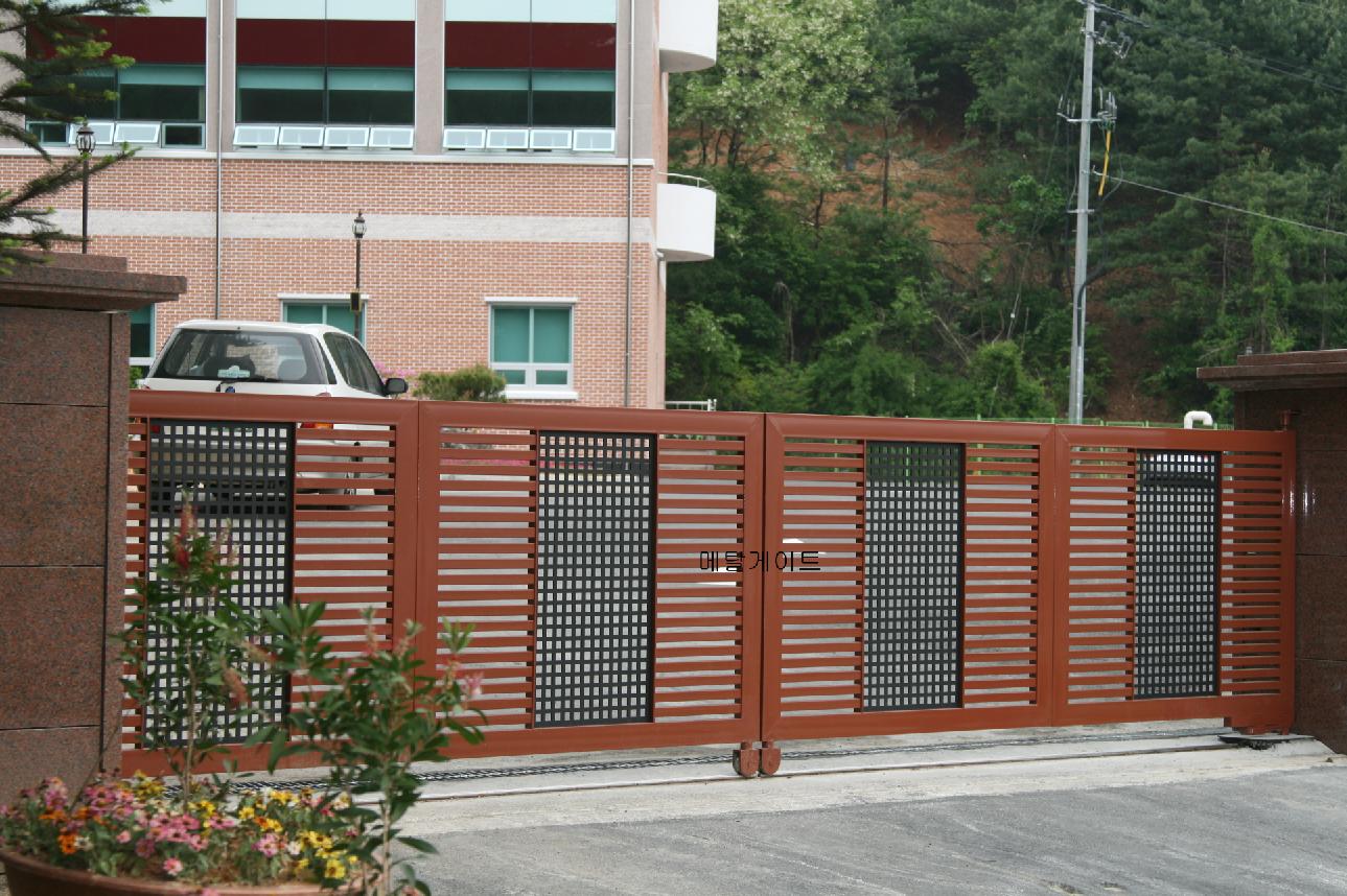 Ŭ���� �̹��� ��â.