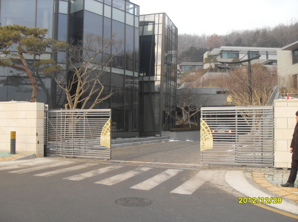 Ŭ���� �̹��� ��â.